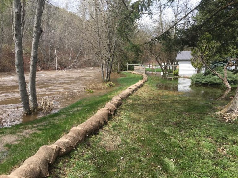 Flooding hits the Boundary