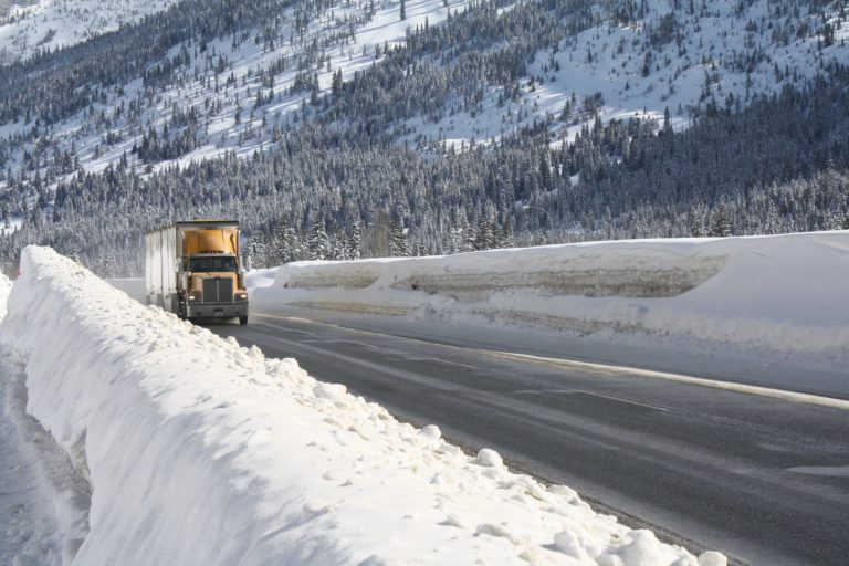 April 7th Snowfall Warning in effect – Hwy 3