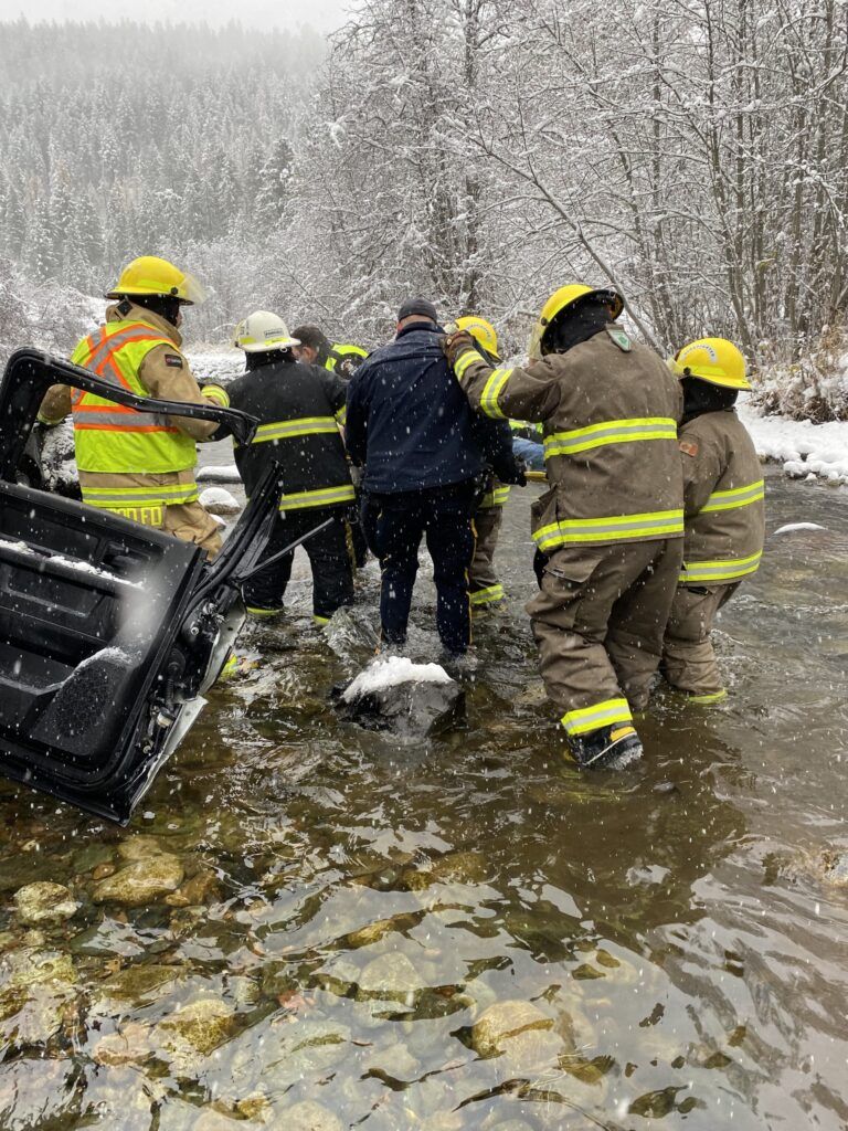 First blast of snow results in multiple crashes near Midway