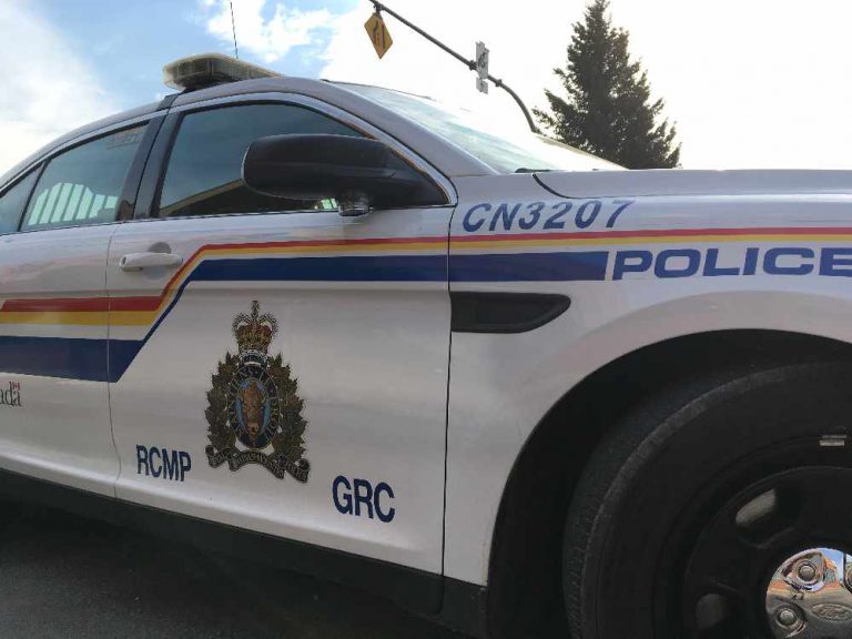 Two dead in head-on collision on Highway 3 near Creston