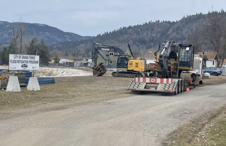 South Ruckle Dike construction begins